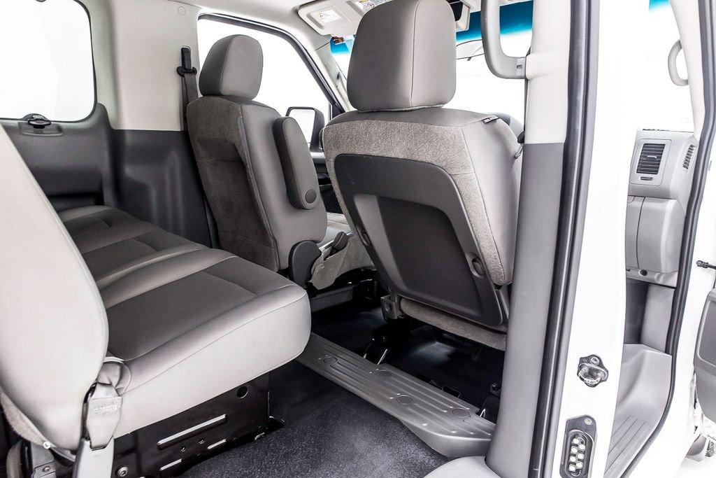 Used 2020 Nissan NV 3500 S RWD image 29