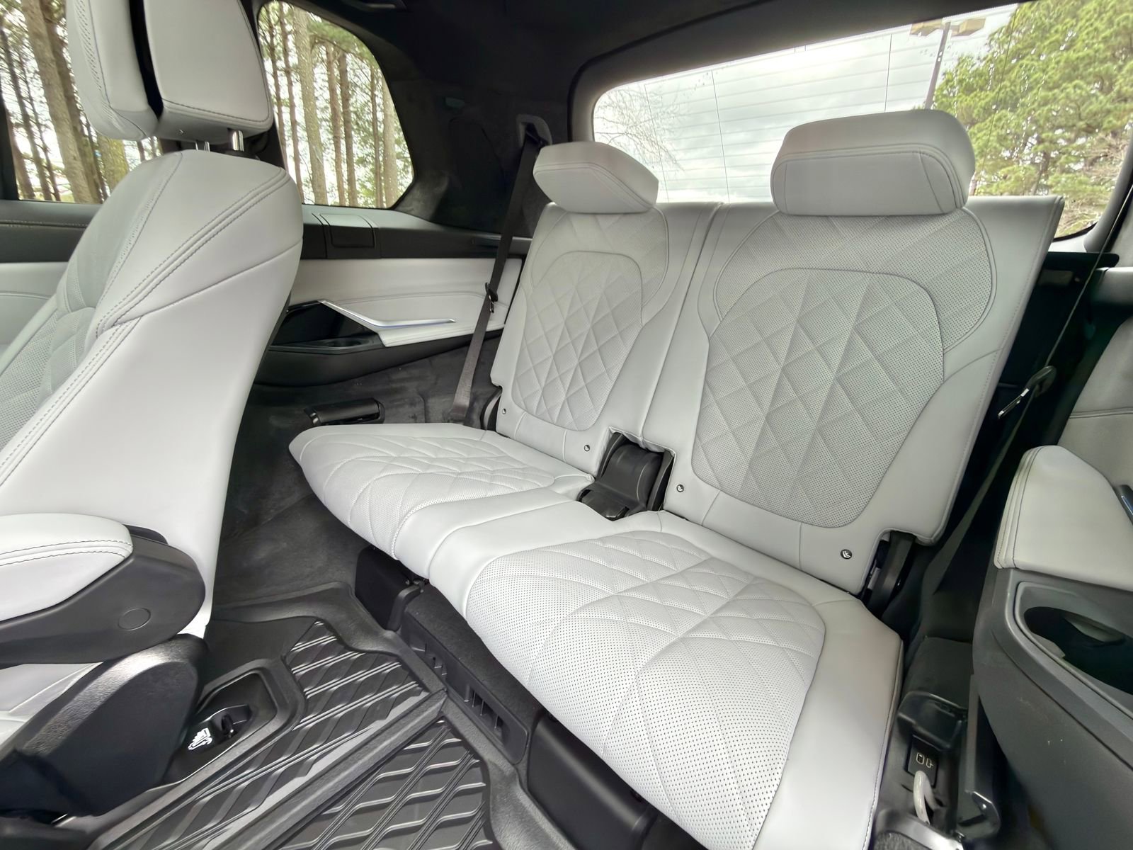 New 2026 BMW X7 xDrive40i w/ M Sport Package image 17