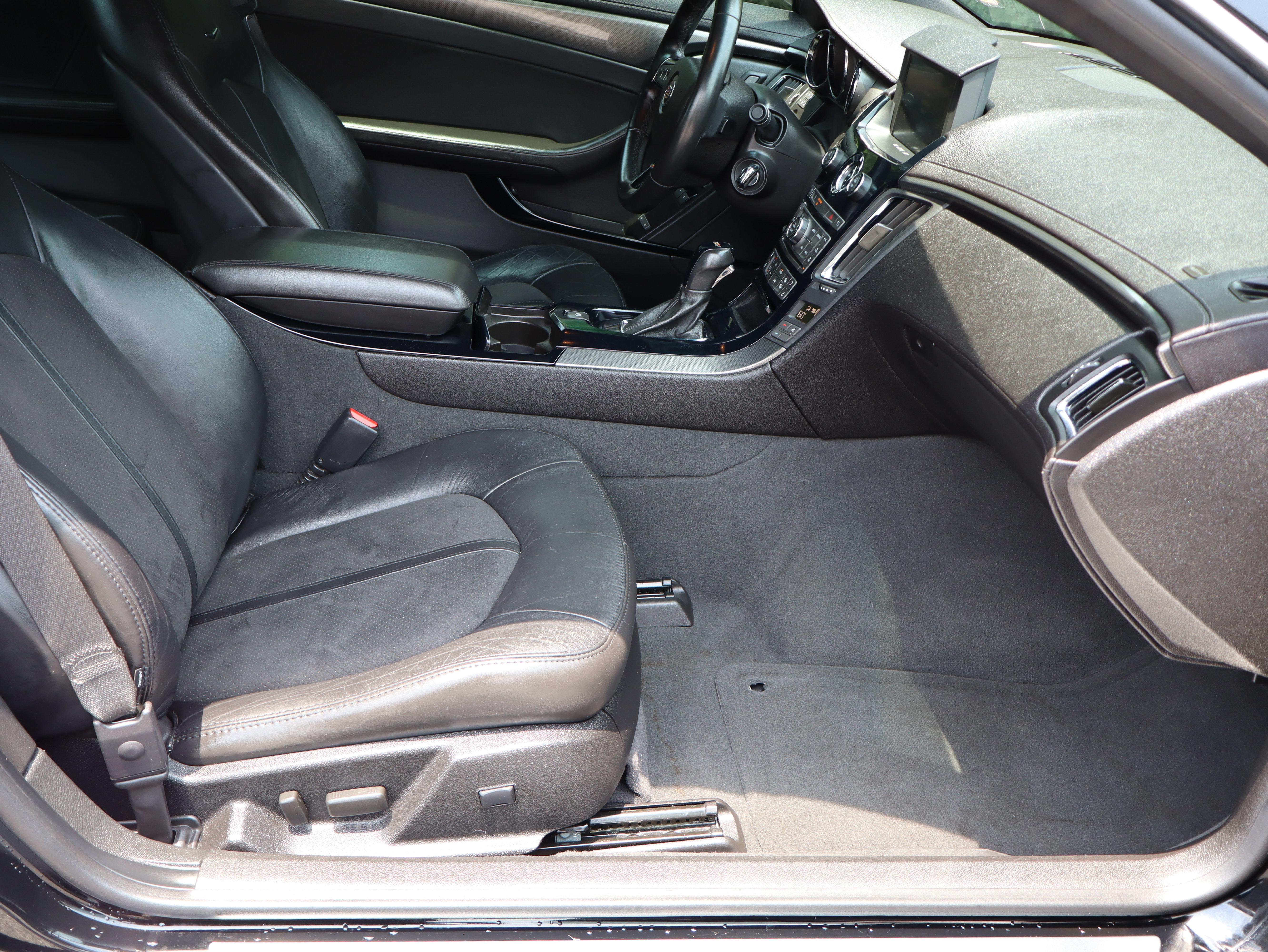 Used 2011 Cadillac CTS V RWD image 55