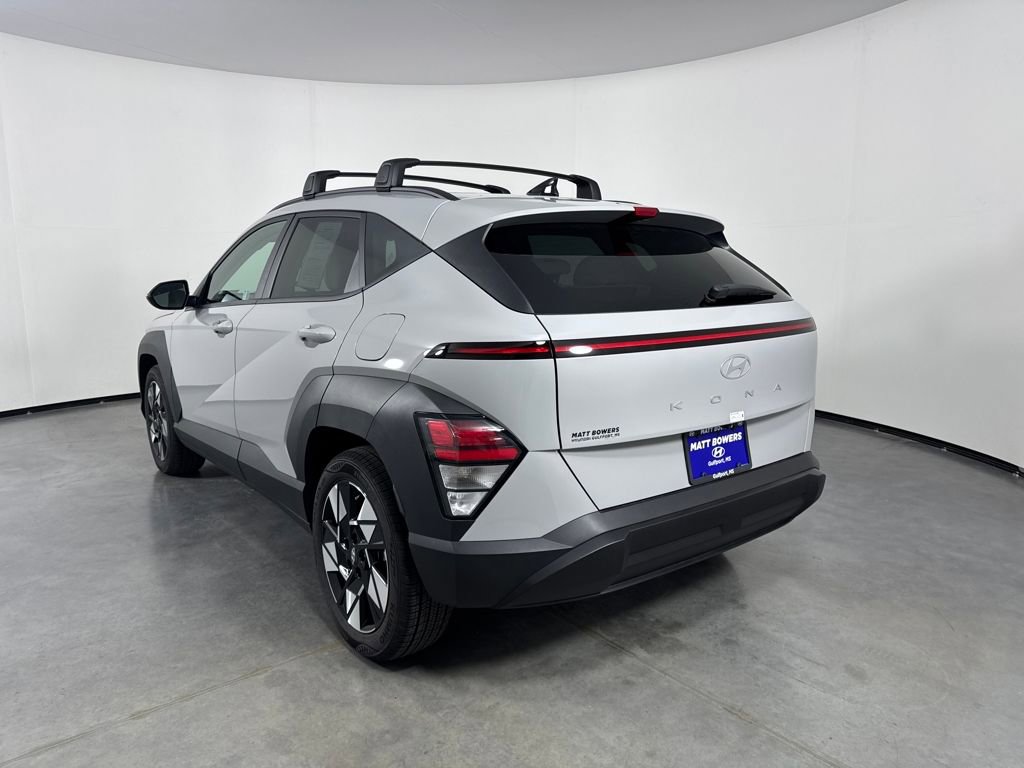 Certified 2025 Hyundai Kona SEL image 3