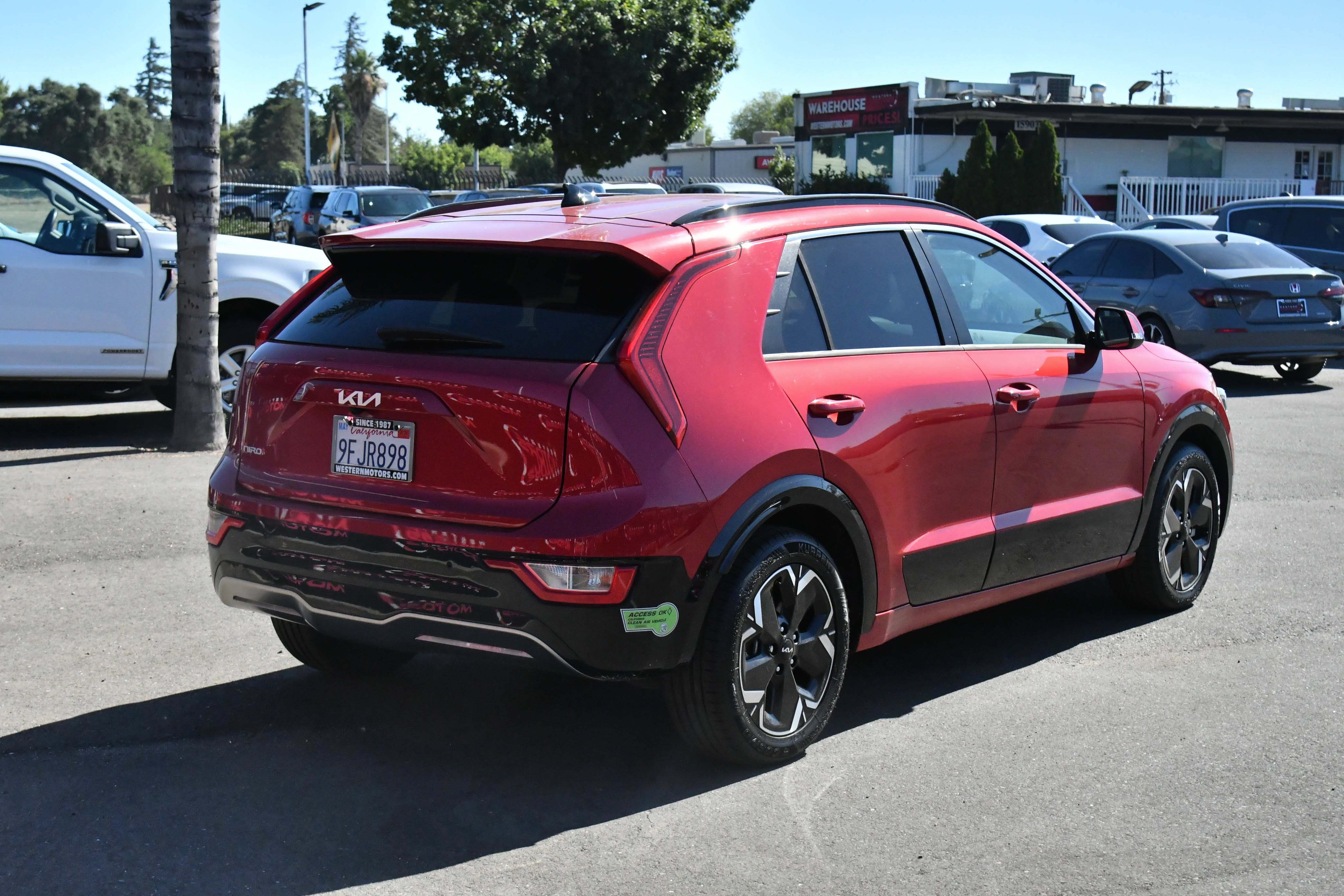 Used 2023 Kia Niro Wind FWD image 8
