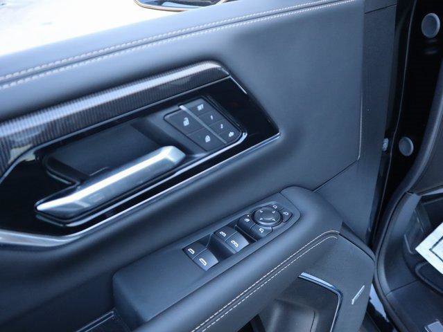 New 2025 GMC Yukon Elevation image 23