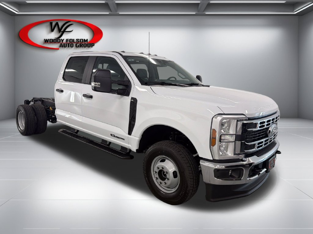 New 2027 Ford F350 XL w/ XL Chrome Package AWD/4WD image 3