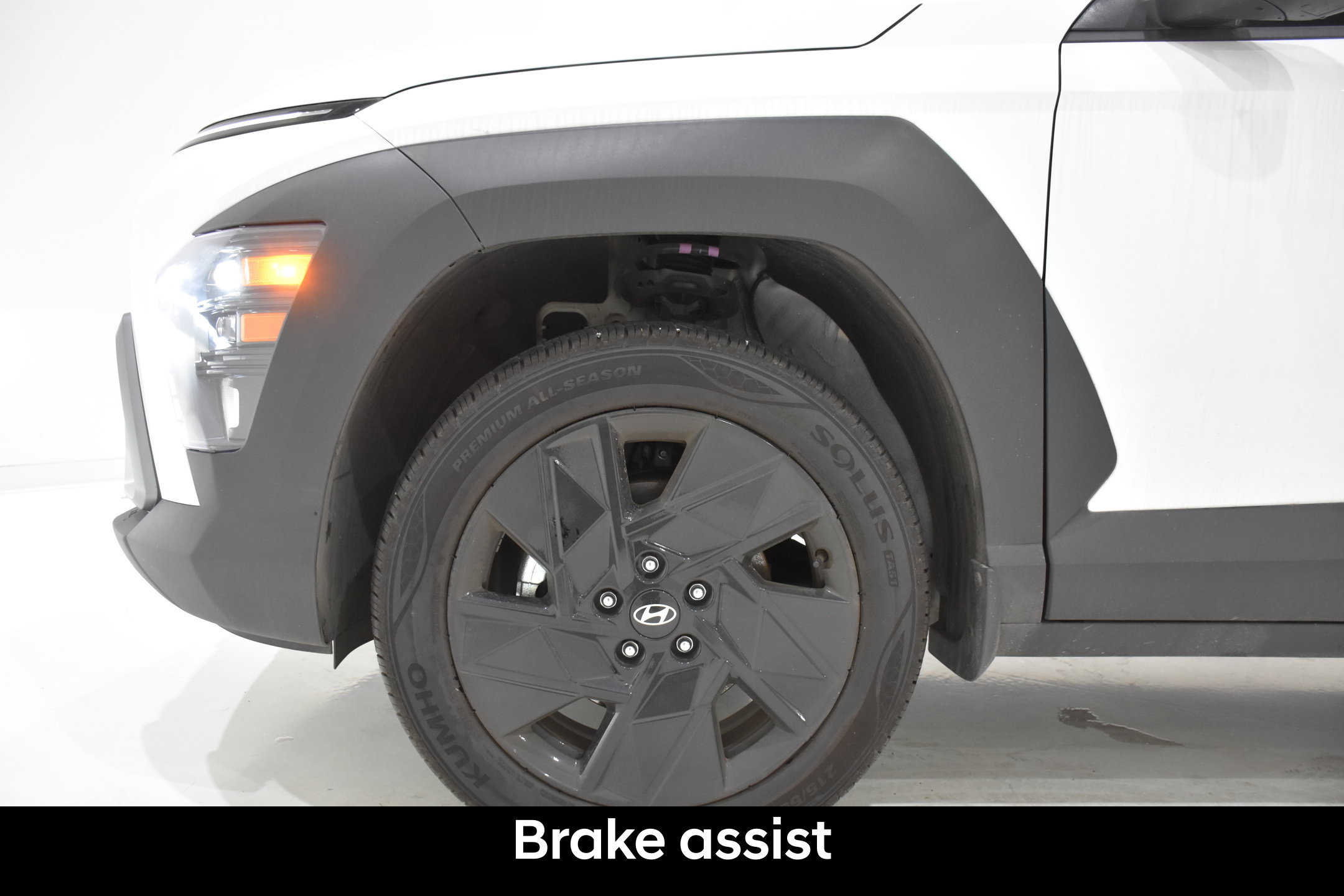 Certified 2026 Hyundai Kona SEL Sport AWD/4WD image 9