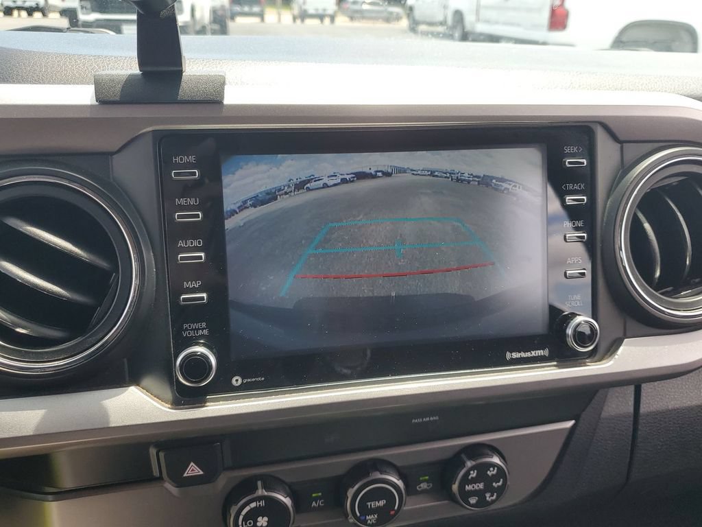 Used 2020 Toyota Tacoma SR5 RWD image 14