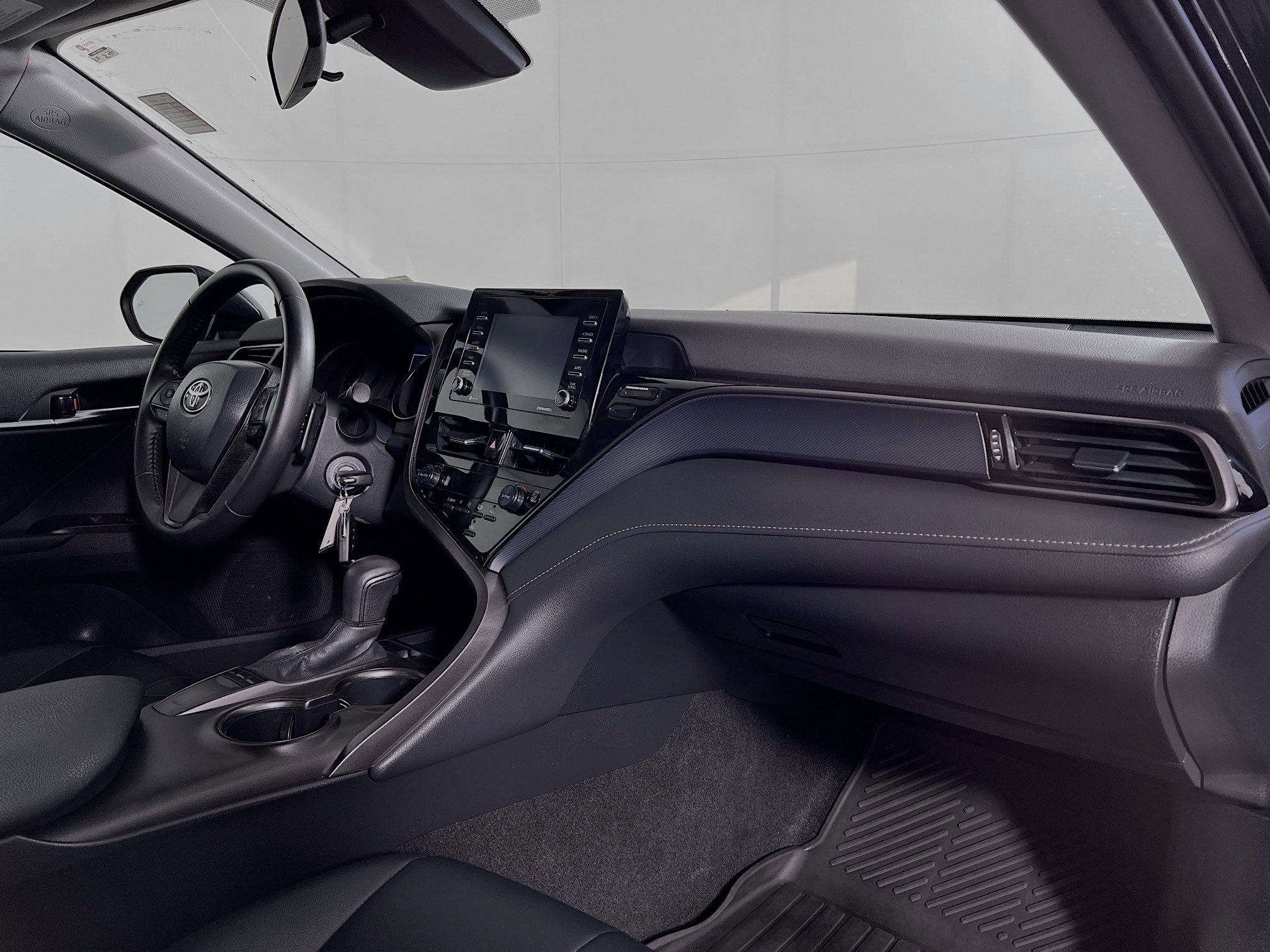 Used 2024 Toyota Camry SE image 24