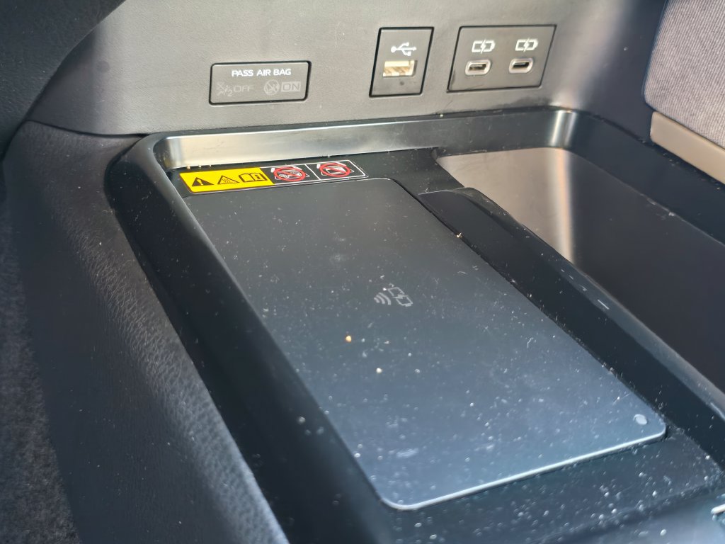 Used 2025 Toyota Camry LE FWD image 23