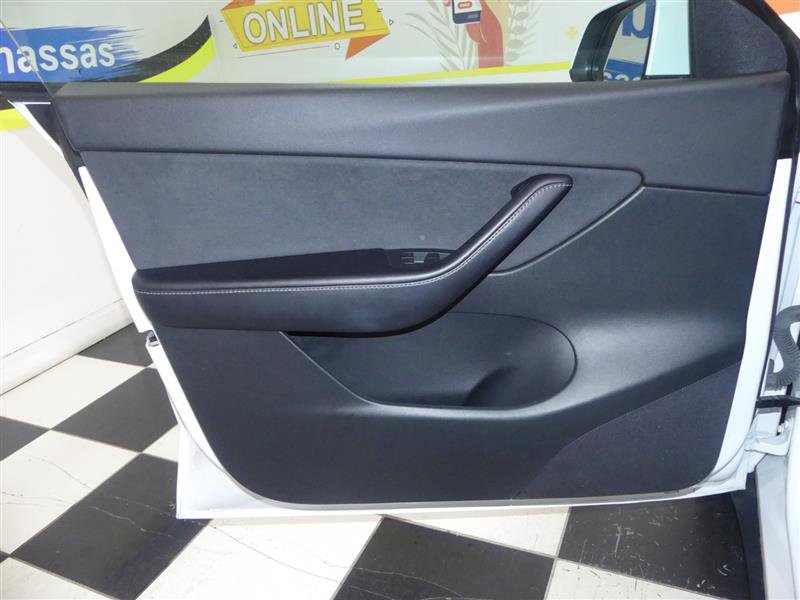 Used 2022 Tesla Model Y Performance AWD/4WD image 22