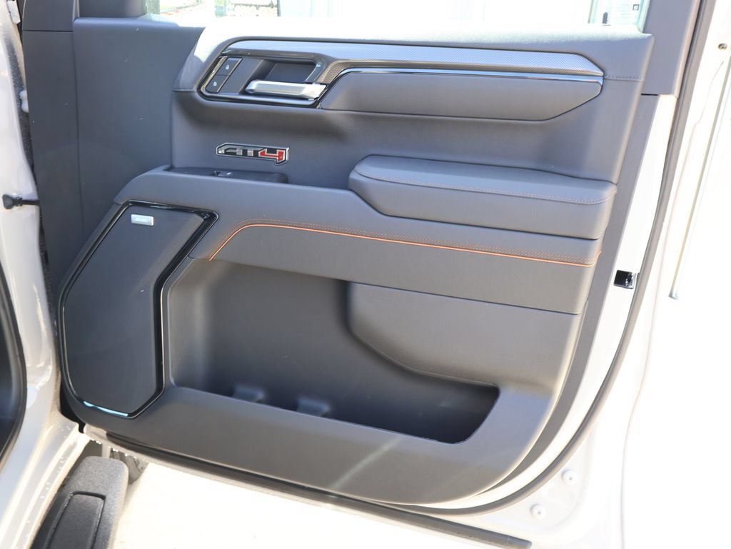 New 2026 GMC Sierra 1500 AT4 w/ AT4 Premium Package AWD/4WD image 43