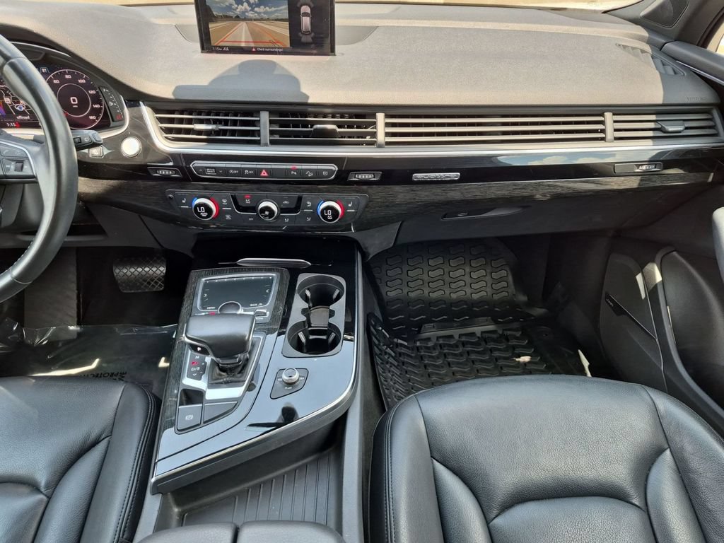 Used 2018 Audi Q7 3.0T Premium Plus w/ Premium Plus Package AWD/4WD image 22