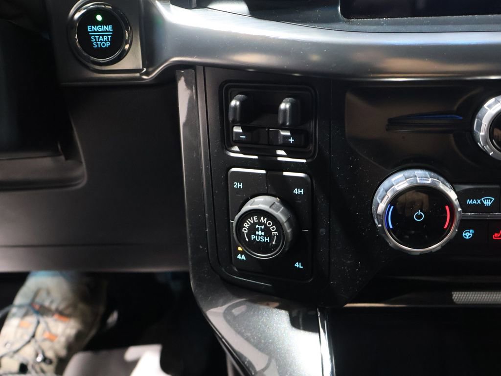 Used 2022 Ford F150 Lariat w/ Equipment Group 502A High image 31