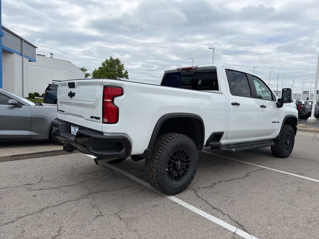 New 2026 Chevrolet Silverado 2500 ZR2 w/ LPO, Dark Essentials Package AWD/4WD image 3