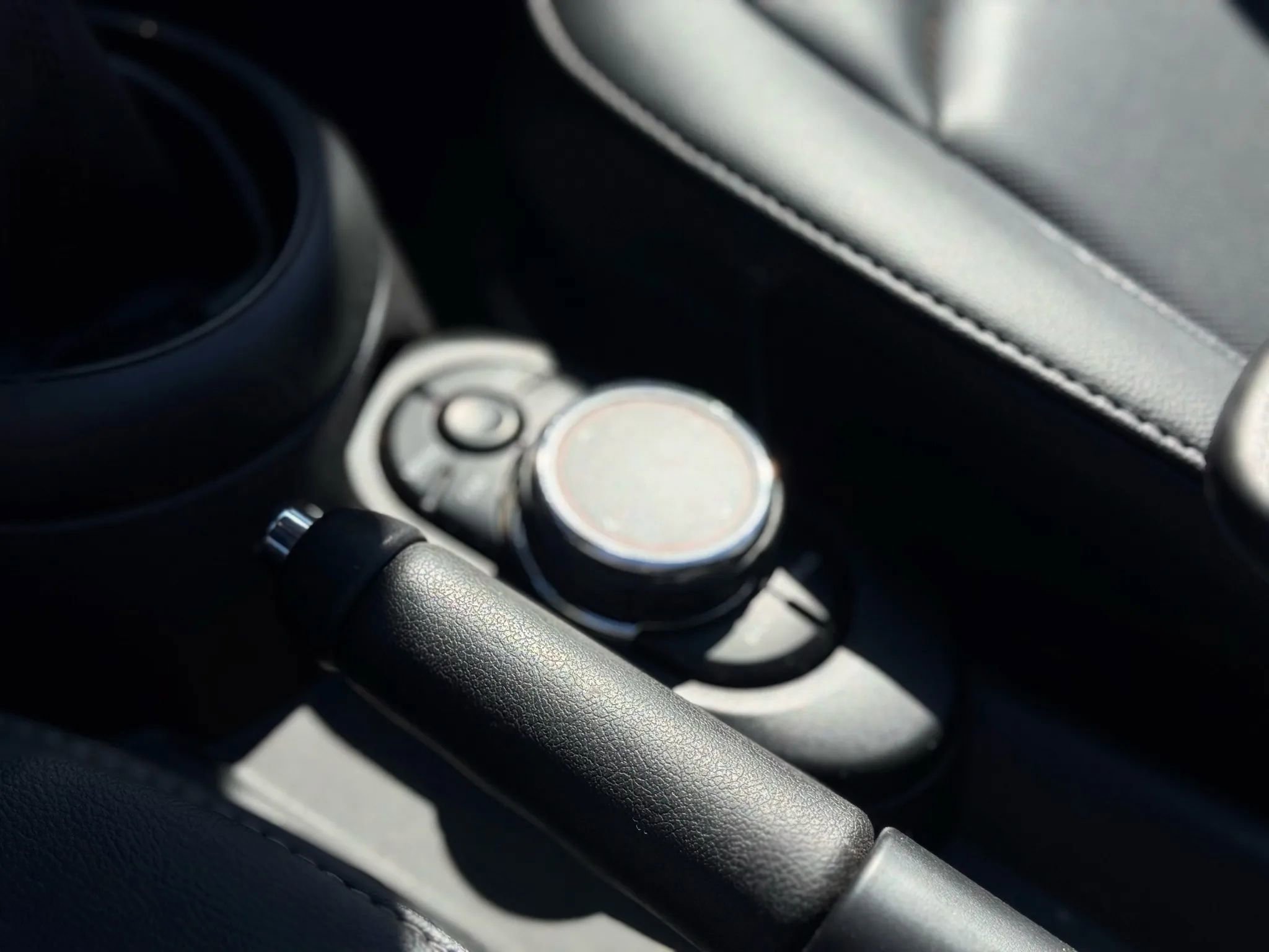 Used 2019 MINI Cooper Convertible image 47