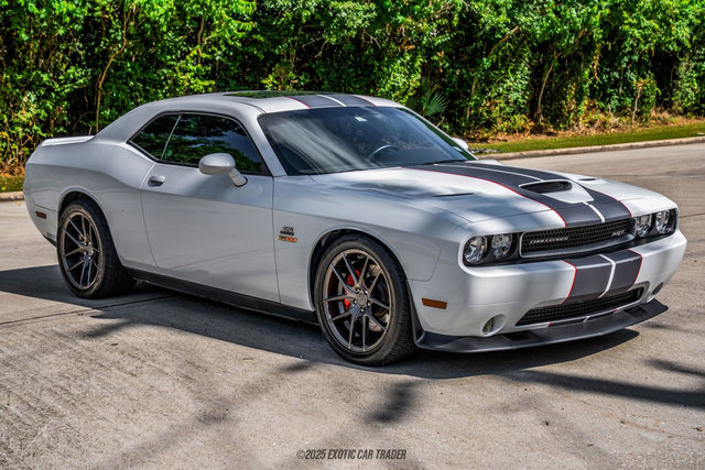 Used 2012 Dodge Challenger SRT8 w/ Premium Sound Group RWD image 12