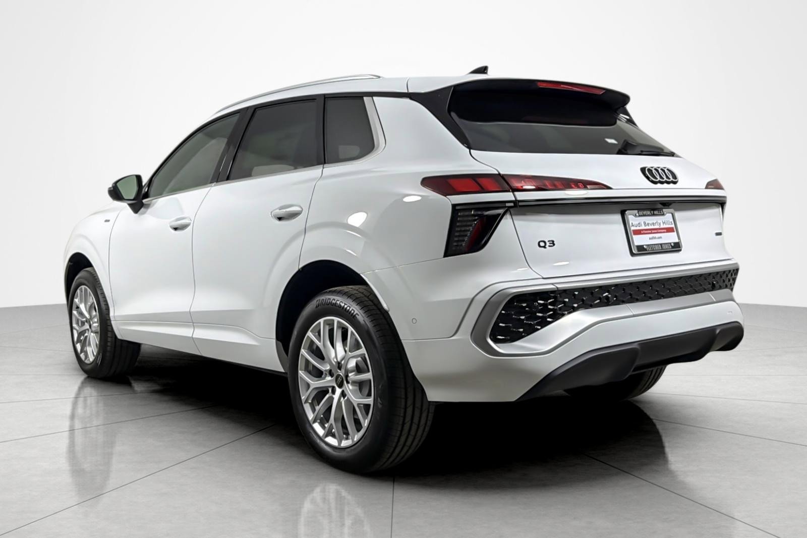 New 2026 Audi Q3 quattro 2.0T image 4