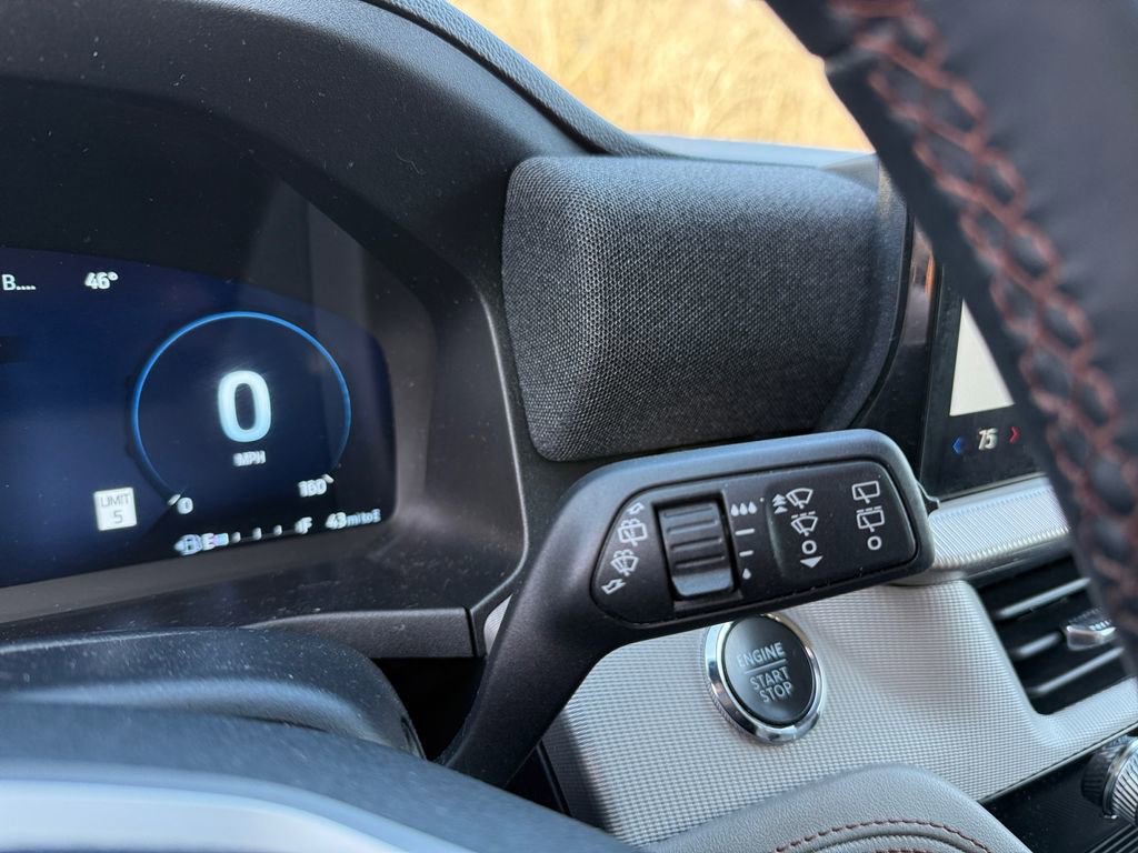 Certified 2025 Ford Explorer Active w/ Active Comfort Package image 23