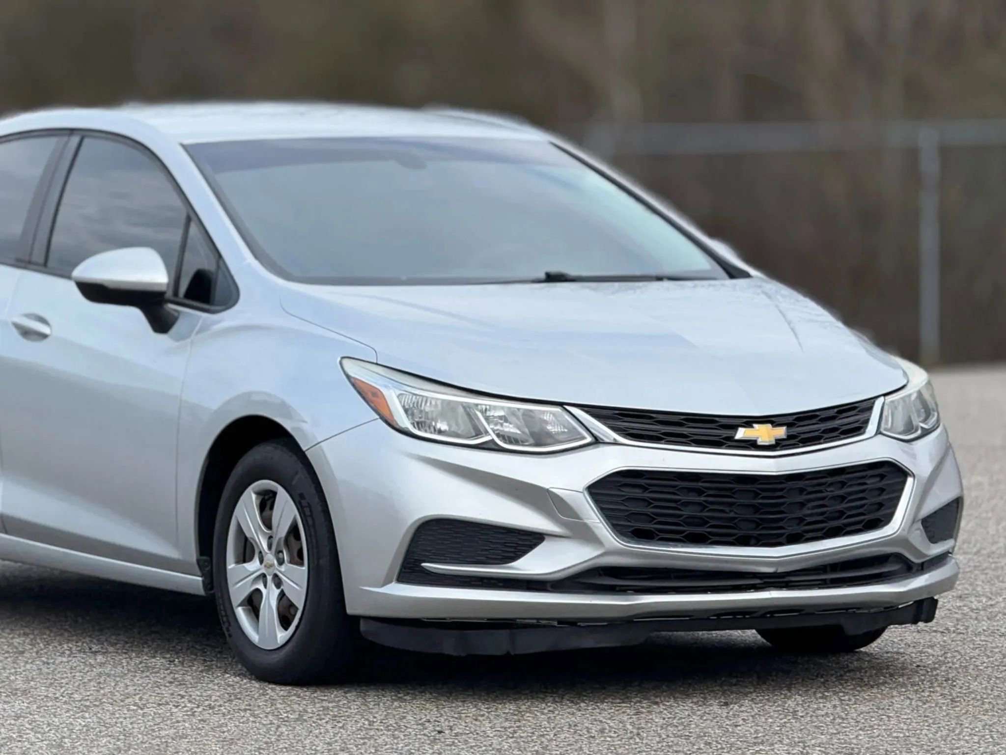Used 2018 Chevrolet Cruze LS FWD image 15