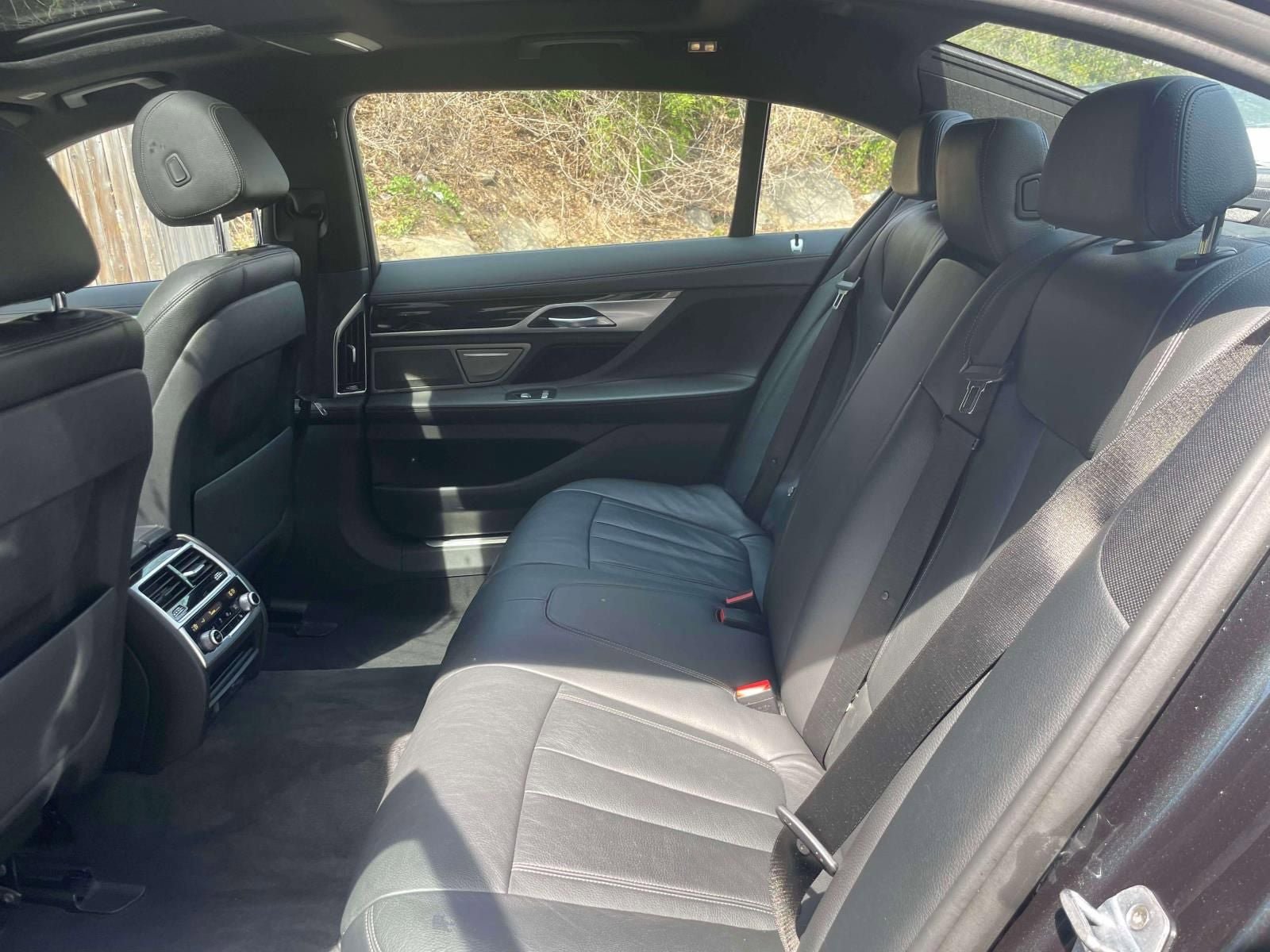 Used 2019 BMW 740i xDrive w/ M Sport Package image 12