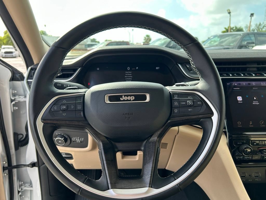 Certified 2022 Jeep Grand Cherokee L Limited RWD image 20