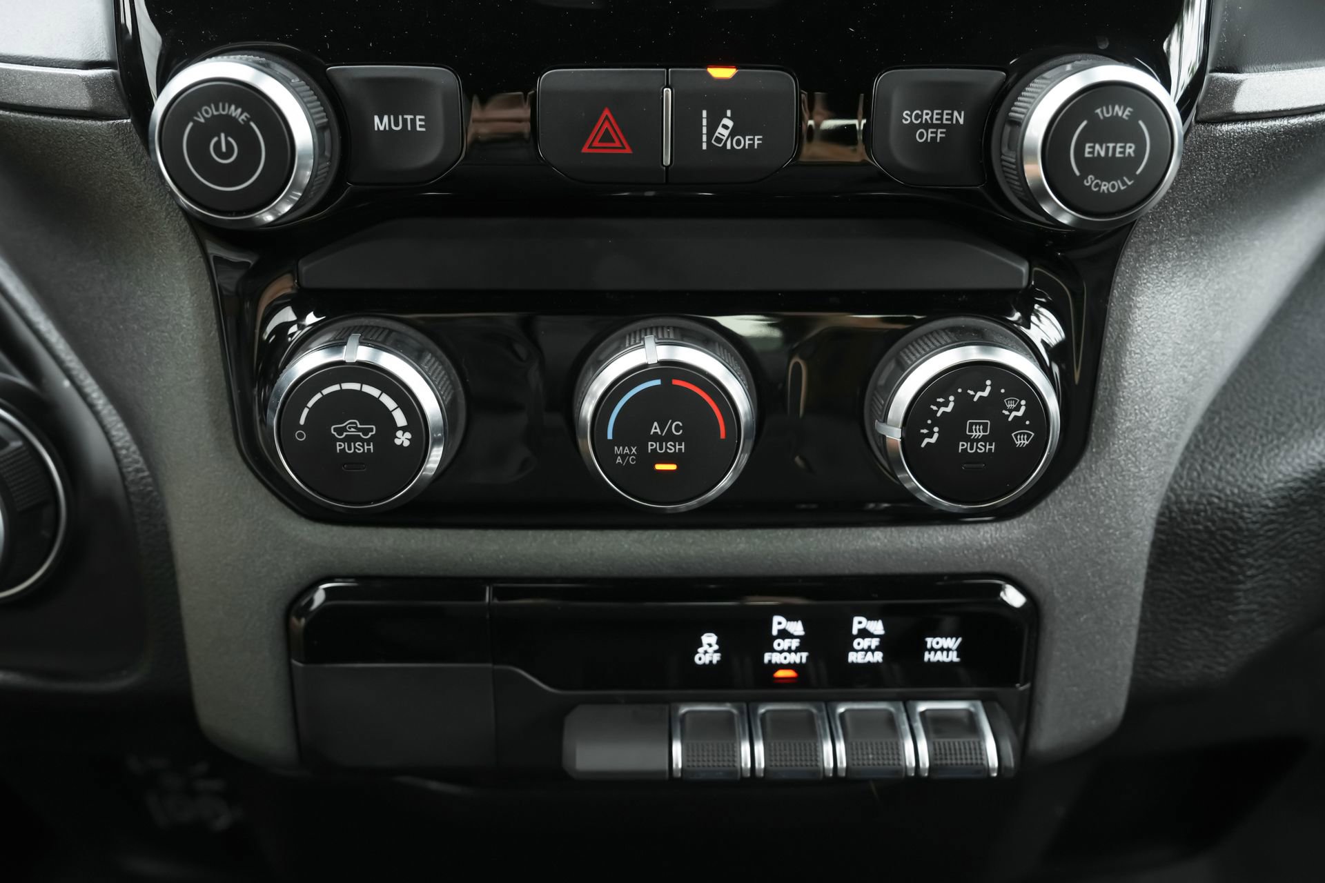 Used 2025 RAM 1500 Tradesman image 15