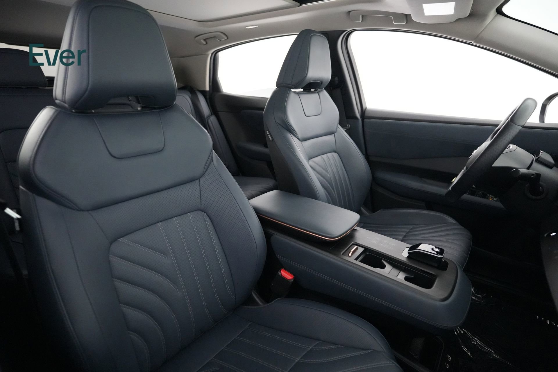 Used 2023 Nissan Ariya image 23