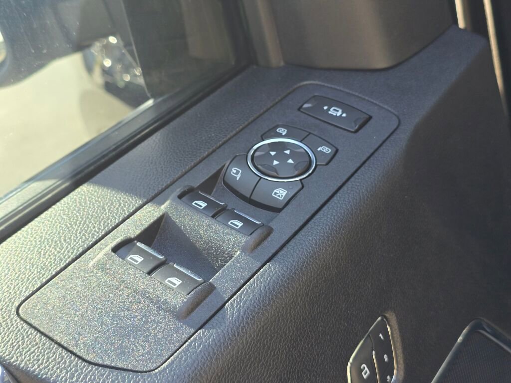 Used 2019 Ford F350 Platinum w/ Platinum Ultimate Package image 20