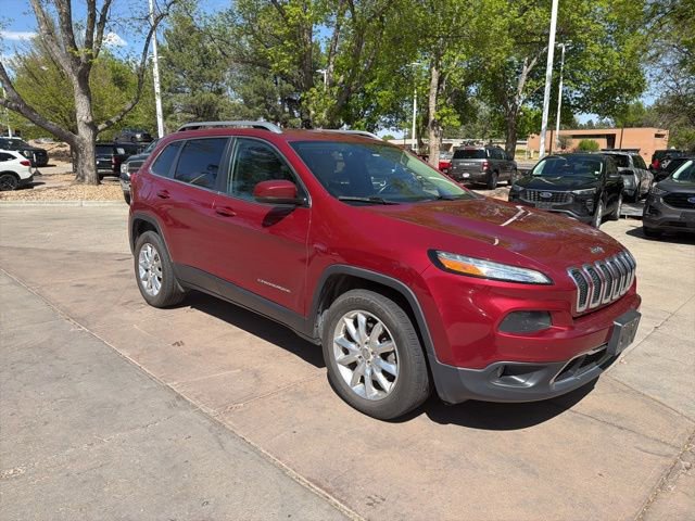Used 2015 Jeep Cherokee Limited w/ Trailer Tow Group AWD/4WD image 8