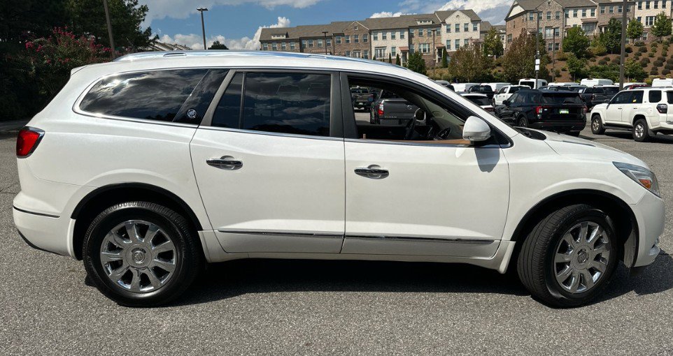 Used 2017 Buick Enclave Leather image 5