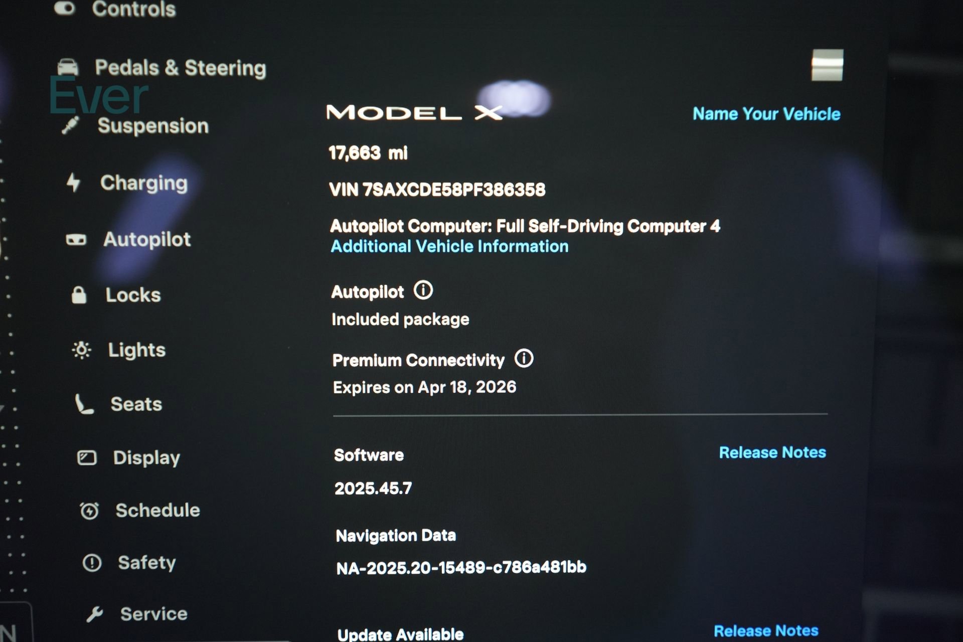 Used 2023 Tesla Model X image 7