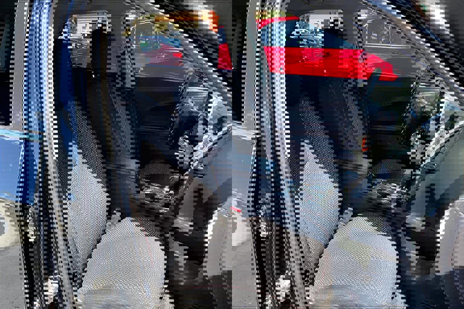 Used 2015 Chevrolet Equinox LT w/ Driver Convenience Package image 8