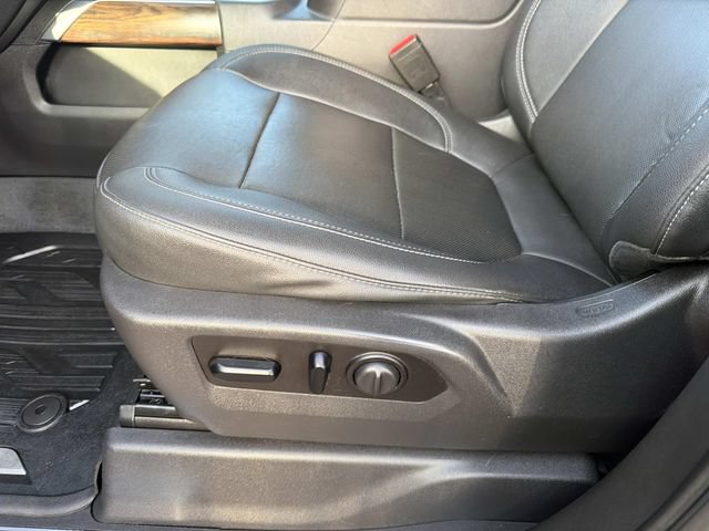 Used 2021 GMC Sierra 1500 SLT AWD/4WD image 21