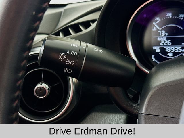 Used 2018 MAZDA MX-5 Miata Grand Touring image 11