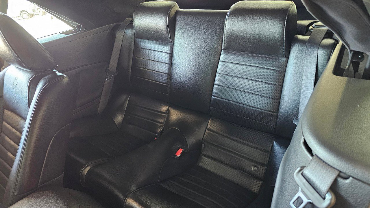 Used 2007 Ford Mustang Shelby GT500 RWD image 11