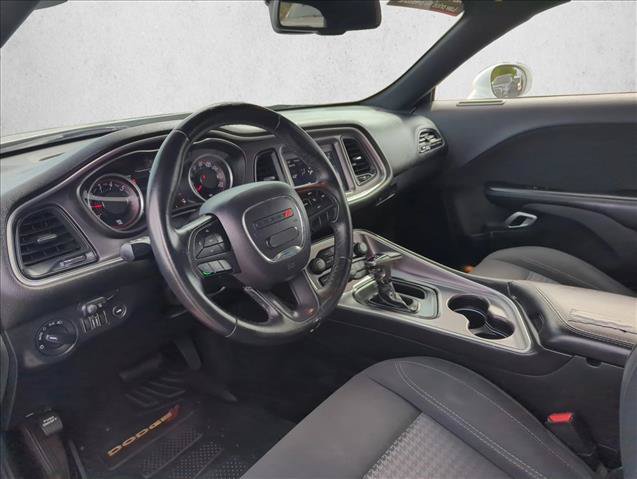 Used 2019 Dodge Challenger SXT RWD image 11