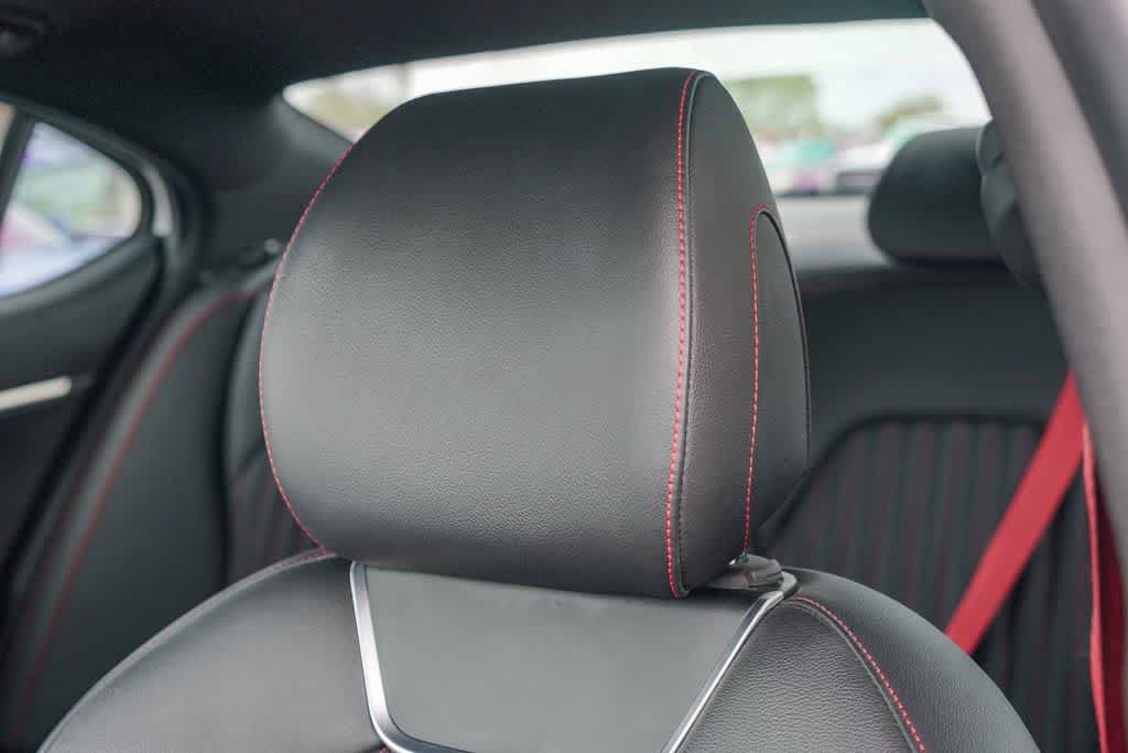 Used 2023 Genesis G70 2.0T w/ Sport Prestige Package RWD image 25