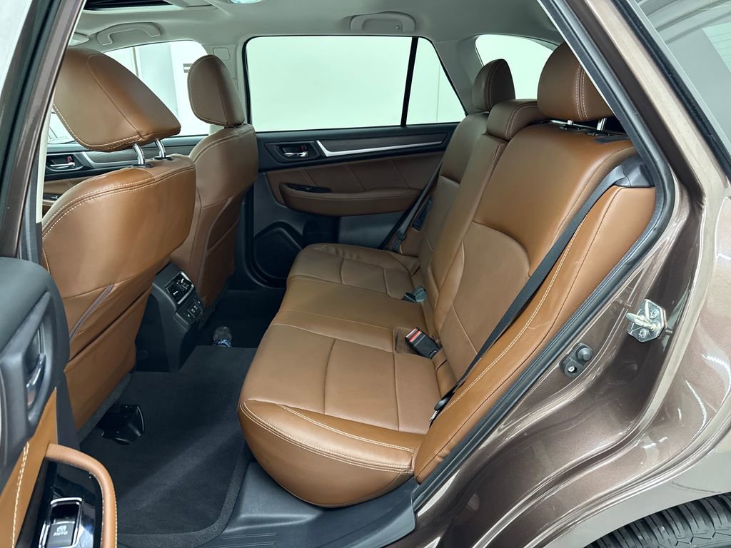 Used 2019 Subaru Outback 2.5i Touring AWD/4WD image 25