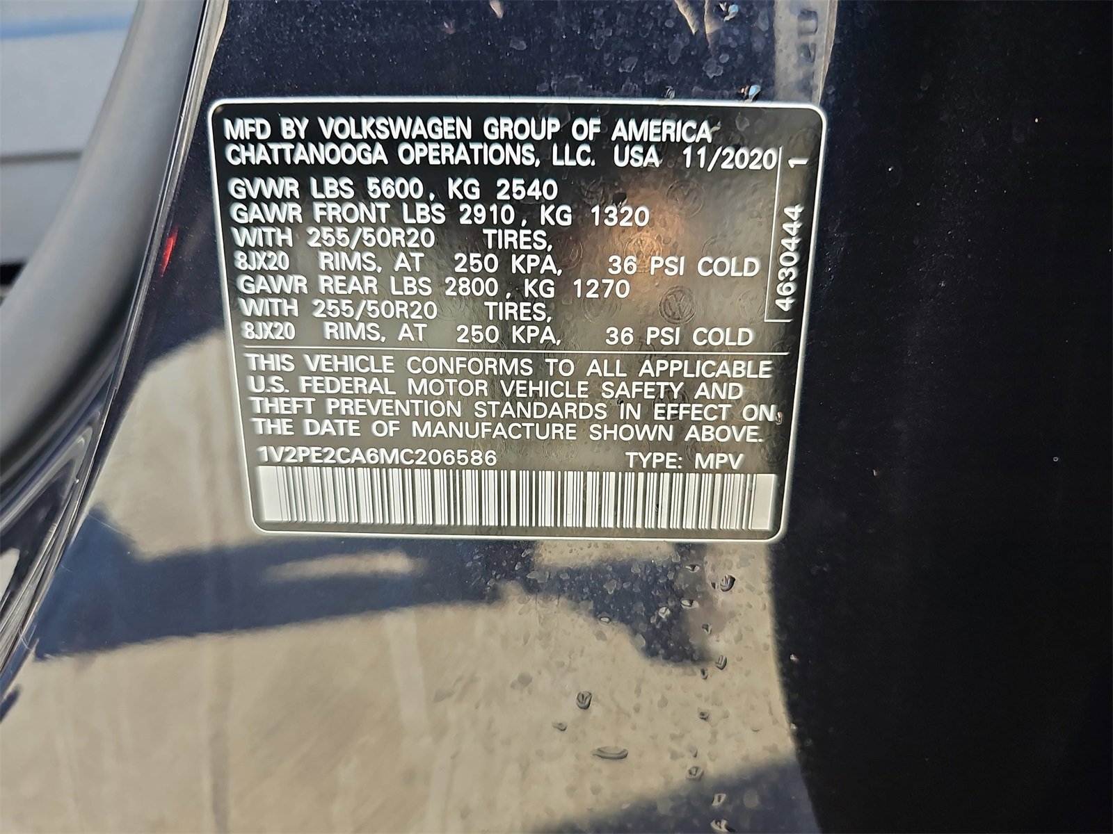 Used 2021 Volkswagen Atlas Cross Sport SE w/ Panoramic Sunroof Package image 38