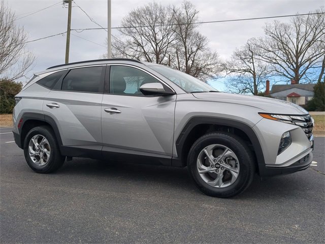 Used 2023 Hyundai Tucson SEL image 2