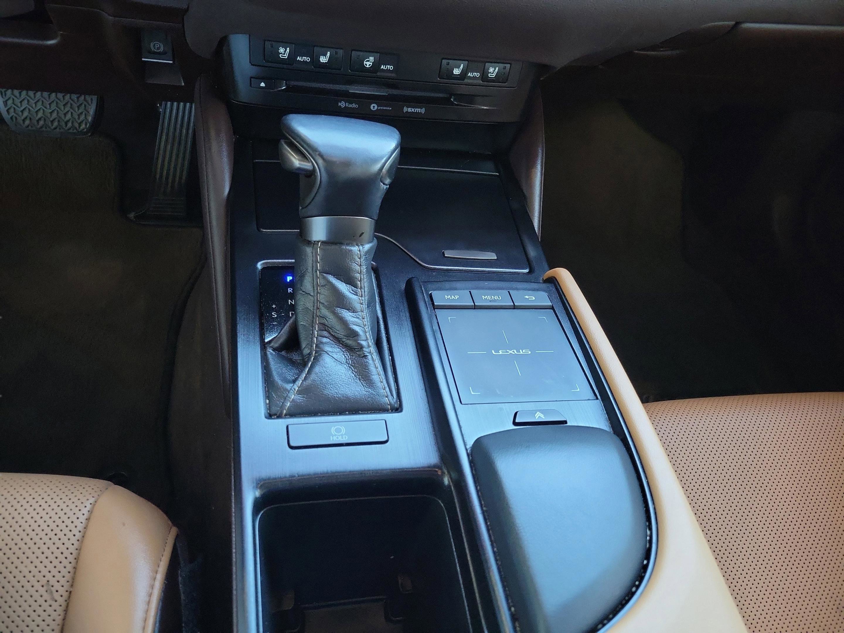 Used 2020 Lexus ES 350 w/ Premium Package image 24