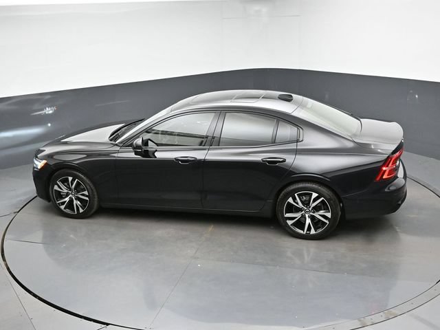 Used 2025 Volvo S60 B5 Plus AWD/4WD image 45