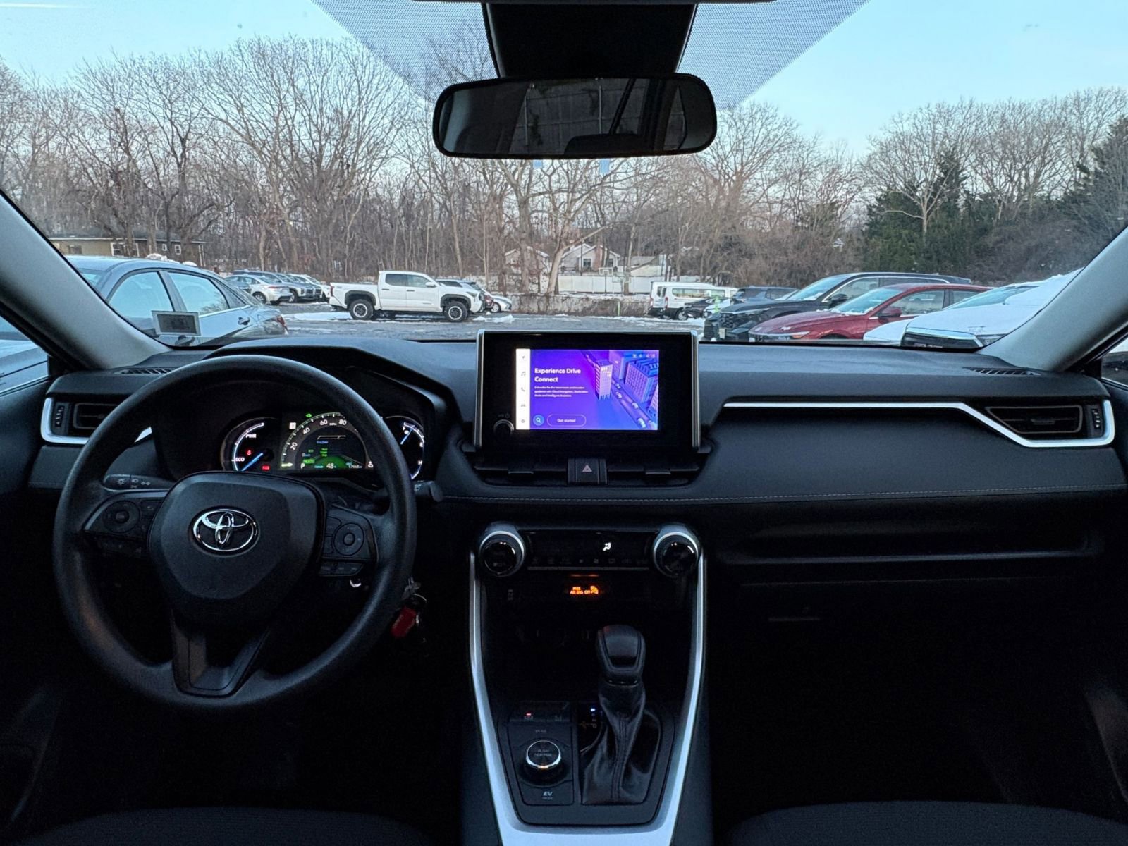 Used 2025 Toyota RAV4 LE image 32