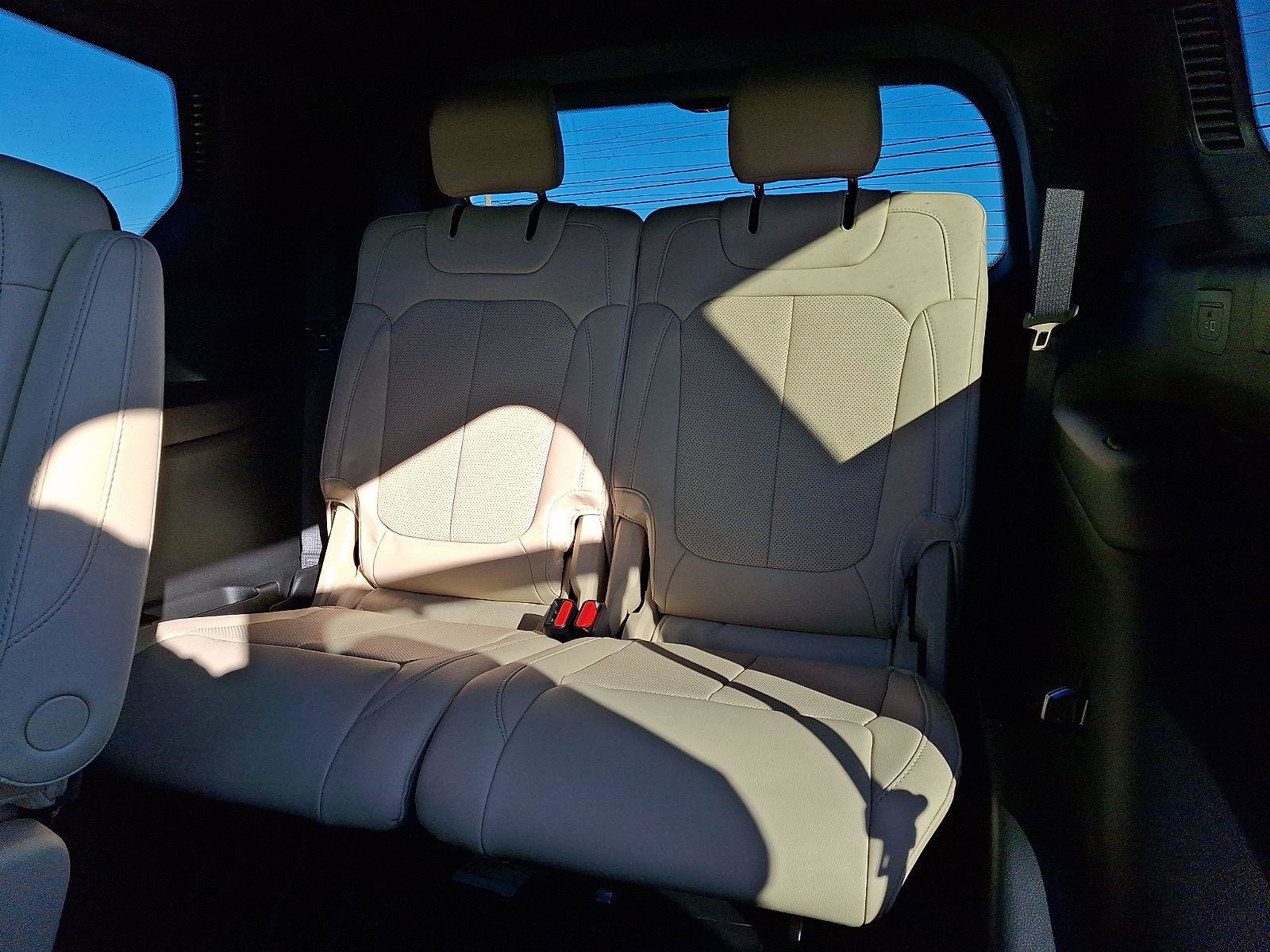 New 2025 Jeep Grand Cherokee L Limited image 7