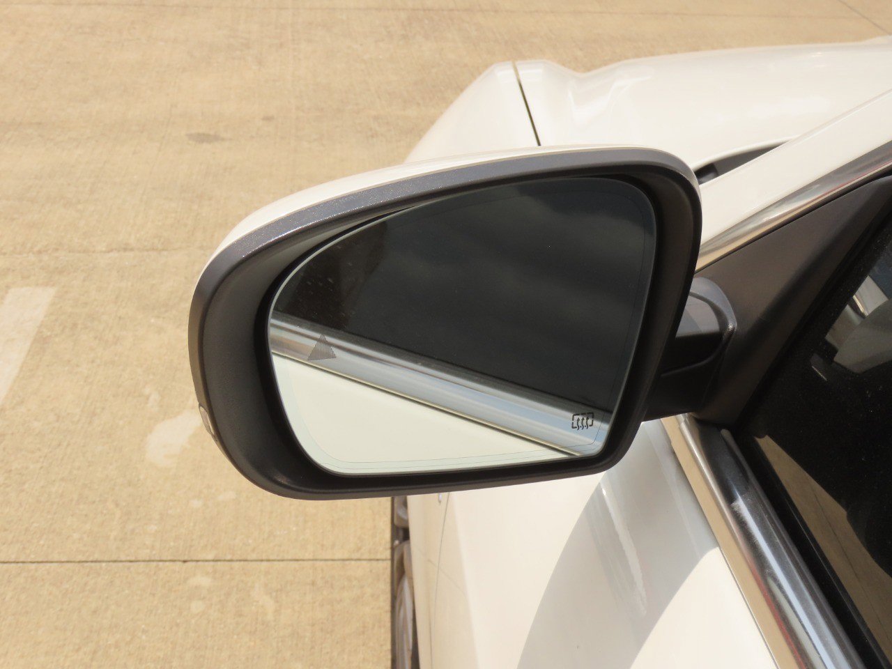 Used 2020 Maserati Ghibli RWD image 16