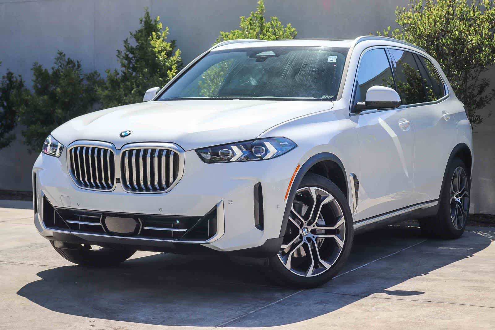 Used 2026 BMW X5 sDrive40i RWD image 1