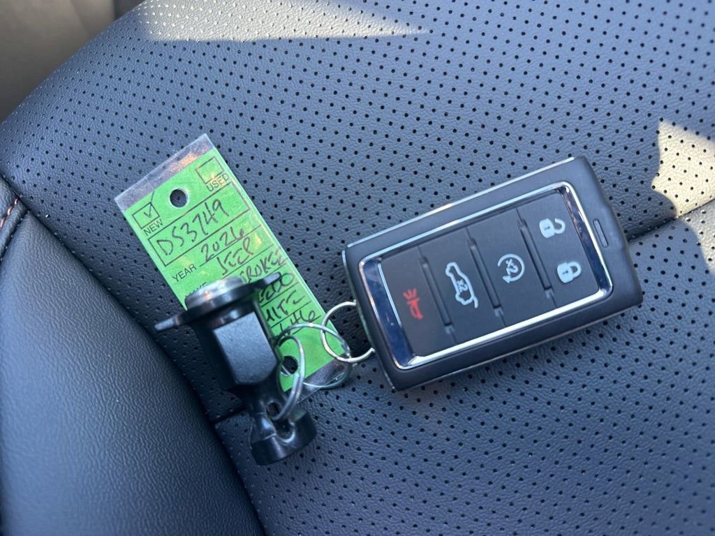 New 2026 Jeep Cherokee Limited image 35