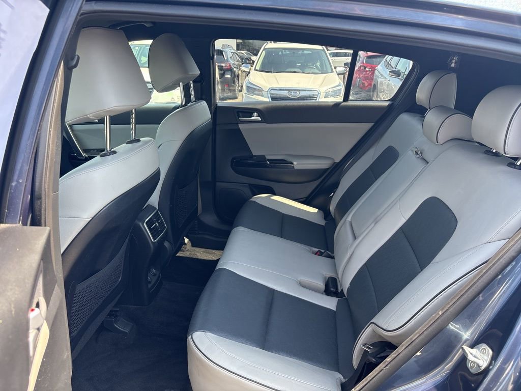 Used 2018 Kia Sportage EX w/ EX Sport Appearance Package AWD/4WD image 12