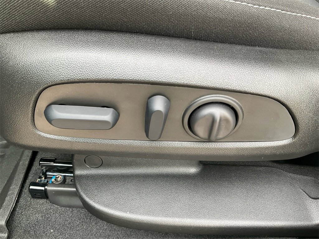 New 2026 Chevrolet Blazer LT w/ Convenience Package image 27