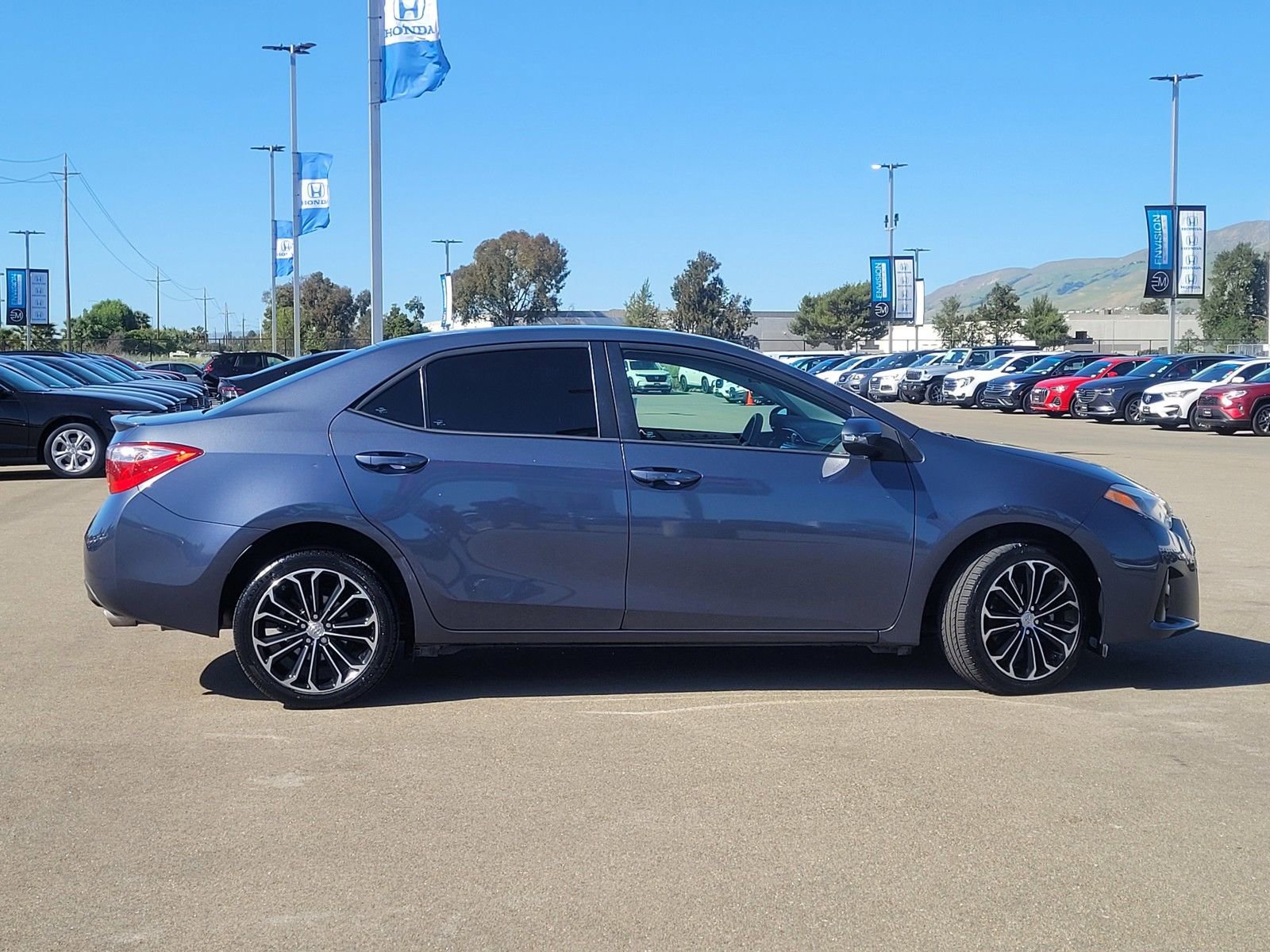 Used 2016 Toyota Corolla S image 8
