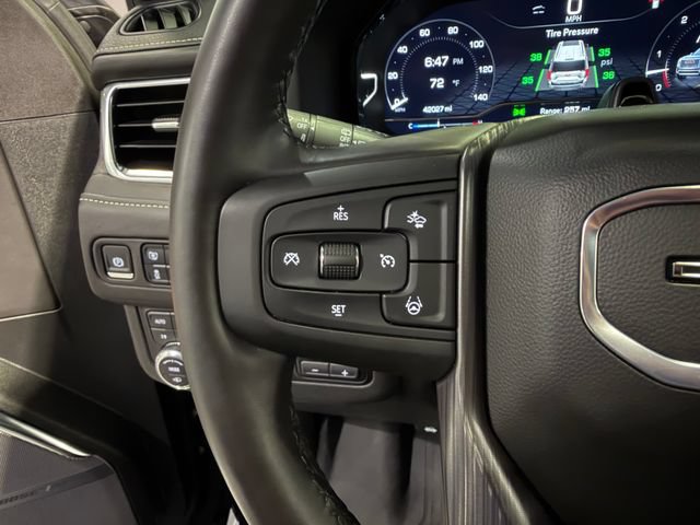 Used 2024 GMC Yukon XL Denali Ultimate AWD/4WD image 18
