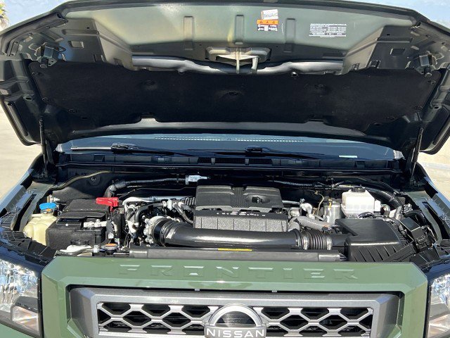 Used 2024 Nissan Frontier SV w/ SV Convenience Package image 29